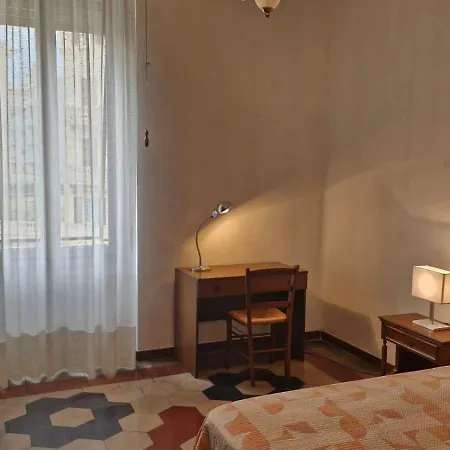 Intero-centrostoricoospedale-120m2-duestanze-parcheggiagratisvicino-parking Free Close Appartement Alexandrie