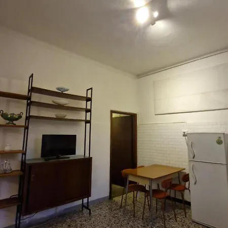 Apartment Centro Storico-piazza Genova-parking Free Close *