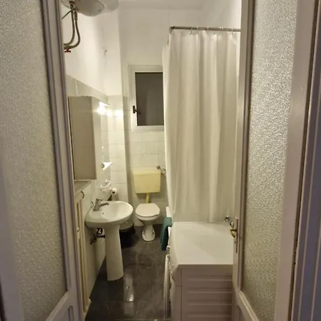 Appartement Intero-centrostoricoospedale-120m2-duestanze-parcheggiagratisvicino-parking Free Close Alexandrie