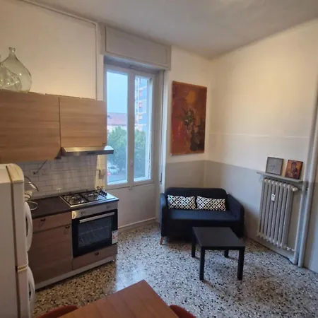 Intero-centrostoricoospedale-120m2-duestanze-parcheggiagratisvicino-parking Free Close Appartement *