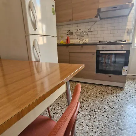דירה Intero-centrostoricoospedale-120m2-tworoons-parcheggiagratisvicino-parking Free Close