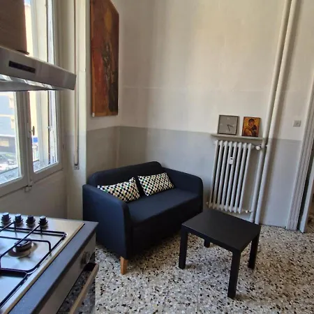 דירה Intero-centrostoricoospedale-120m2-tworoons-parcheggiagratisvicino-parking Free Close