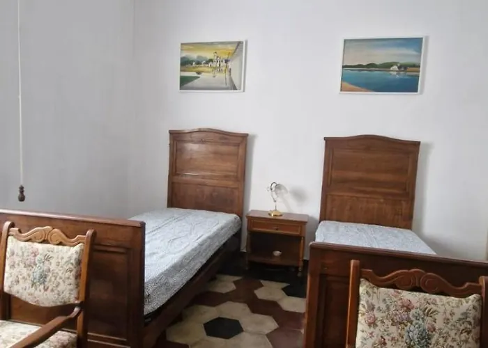 דירה Intero-centrostoricoospedale-120m2-tworoons-parcheggiagratisvicino-parking Free Close