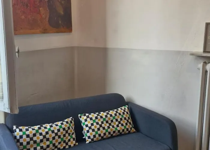 דירה Intero-centrostoricoospedale-120m2-tworoons-parcheggiagratisvicino-parking Free Close